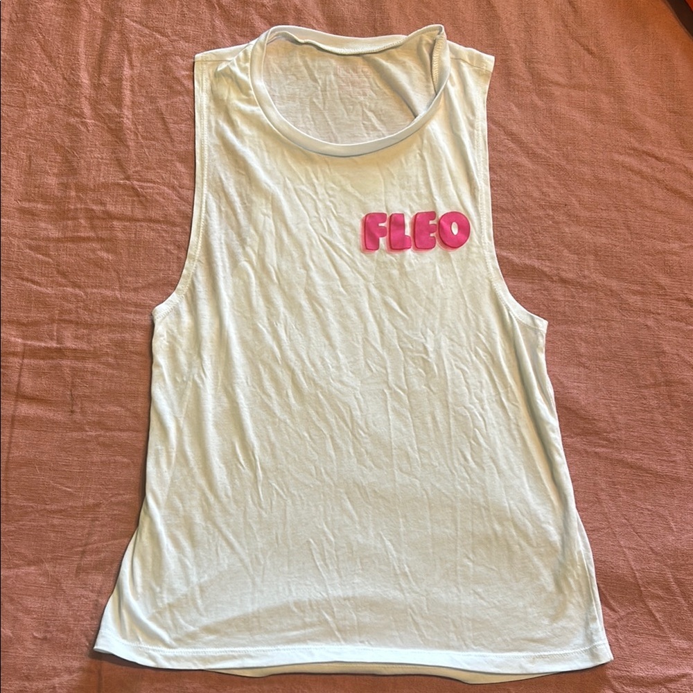 Fleo White Sleeveless Women's Top